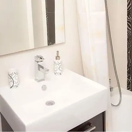 Stunning 1-Bed Apartment In Peyia *